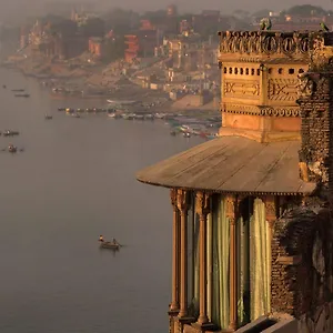 Отель Brijrama Palace, - By The Ganges, Варанаси